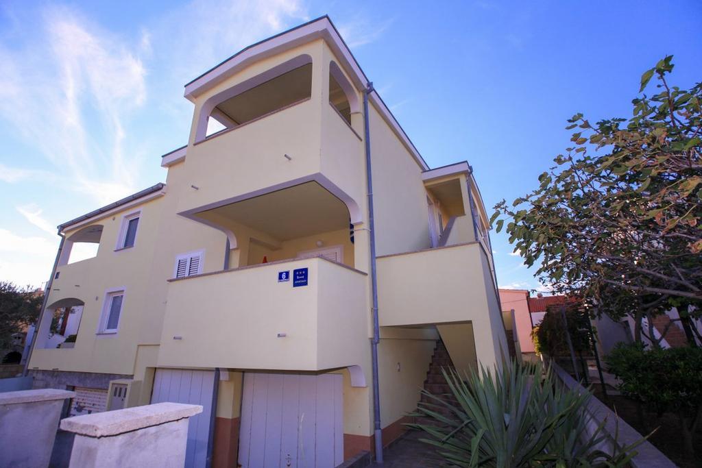 Apartments Franc Povljana Zewnętrze zdjęcie