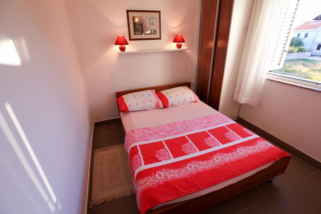Apartments Franc Povljana Pokój zdjęcie
